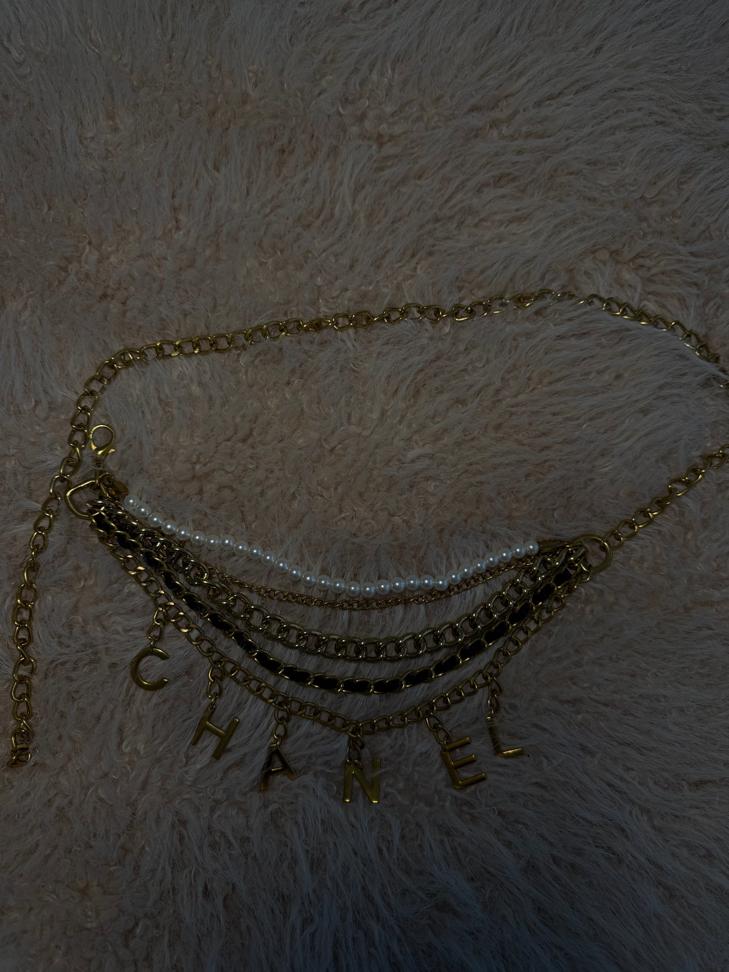 Rue Cambon charm belt