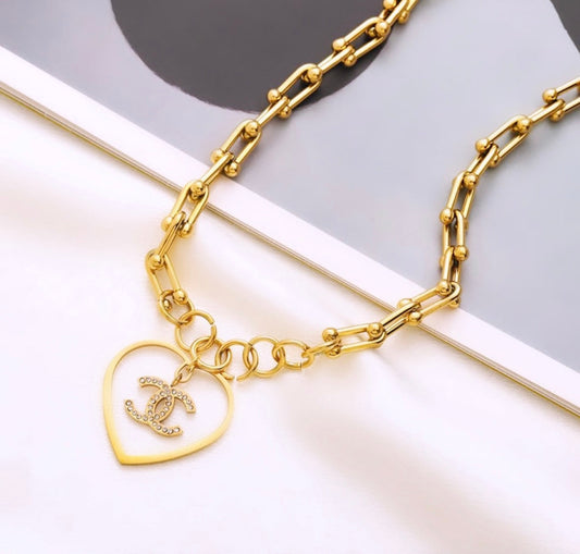 Heart cc necklace