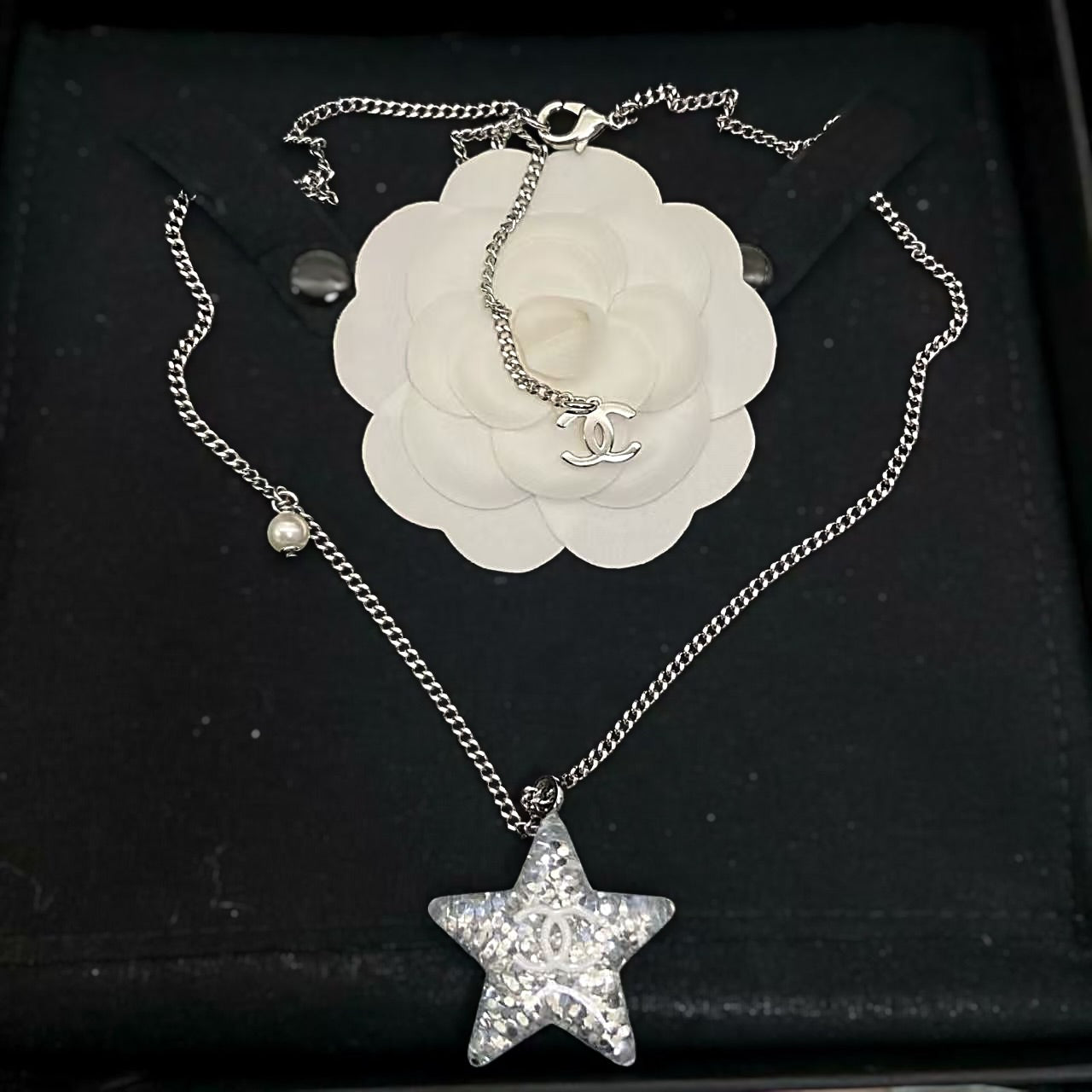 Etoile silver necklace