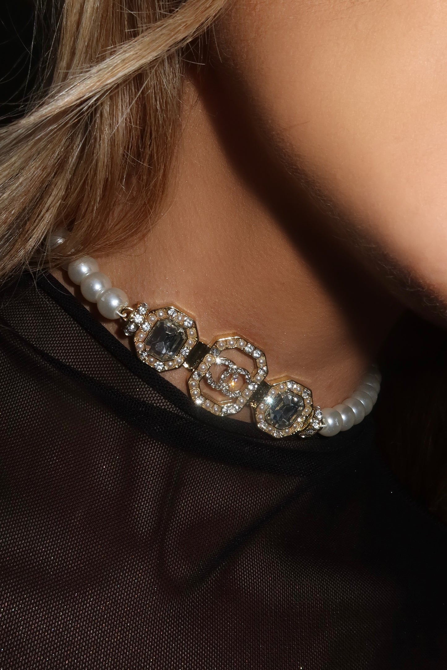 Solace Pearl silver & gold choker