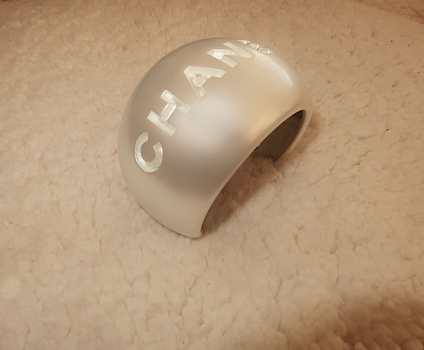 Pearlescent CC chunky bangle