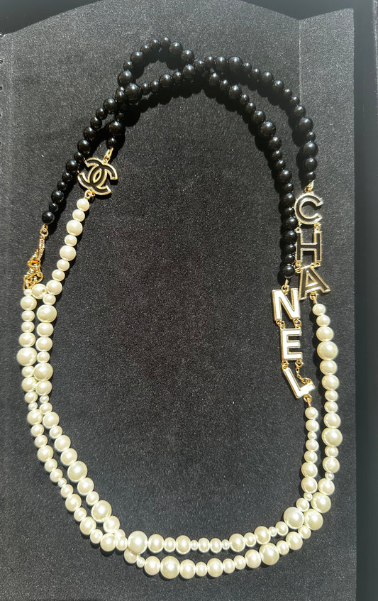 Cc black & white beads