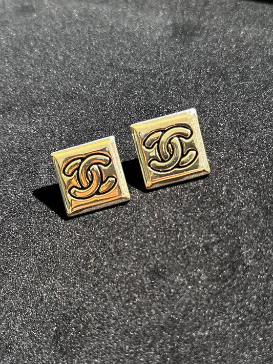 Quadrate cc earrings