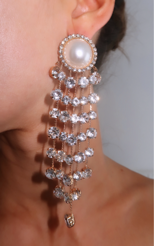 Pearl drop earrings